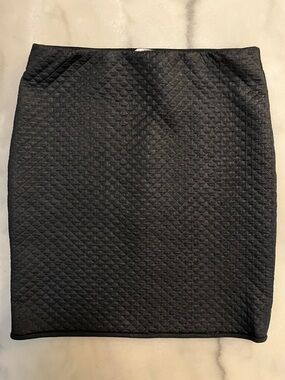 Max Studio Black Quilted Pencil Skirt